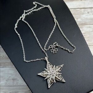 Ann Taylor Silver Star Pendant Necklace